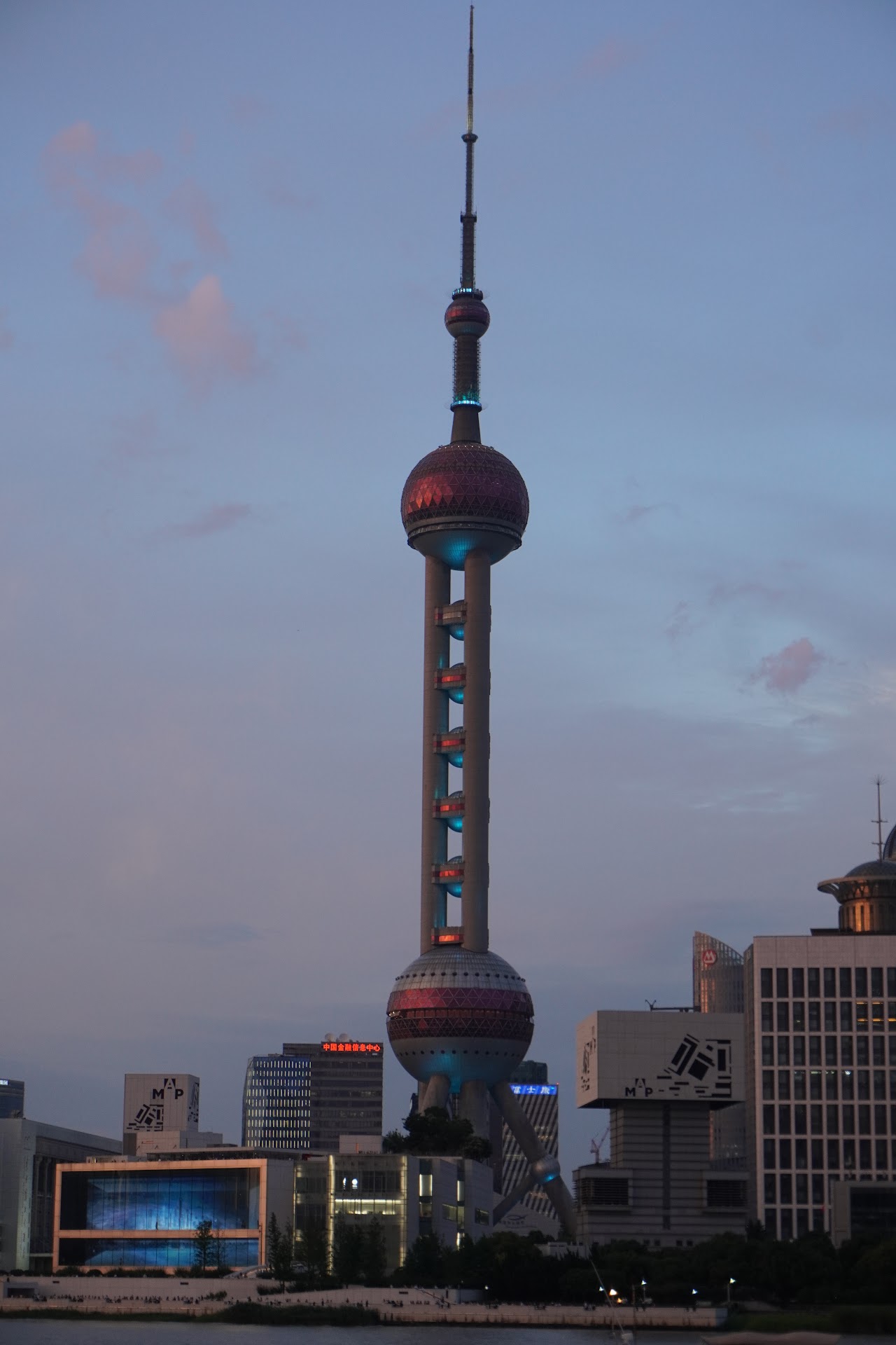 ./Oriental-Pearl.jpeg